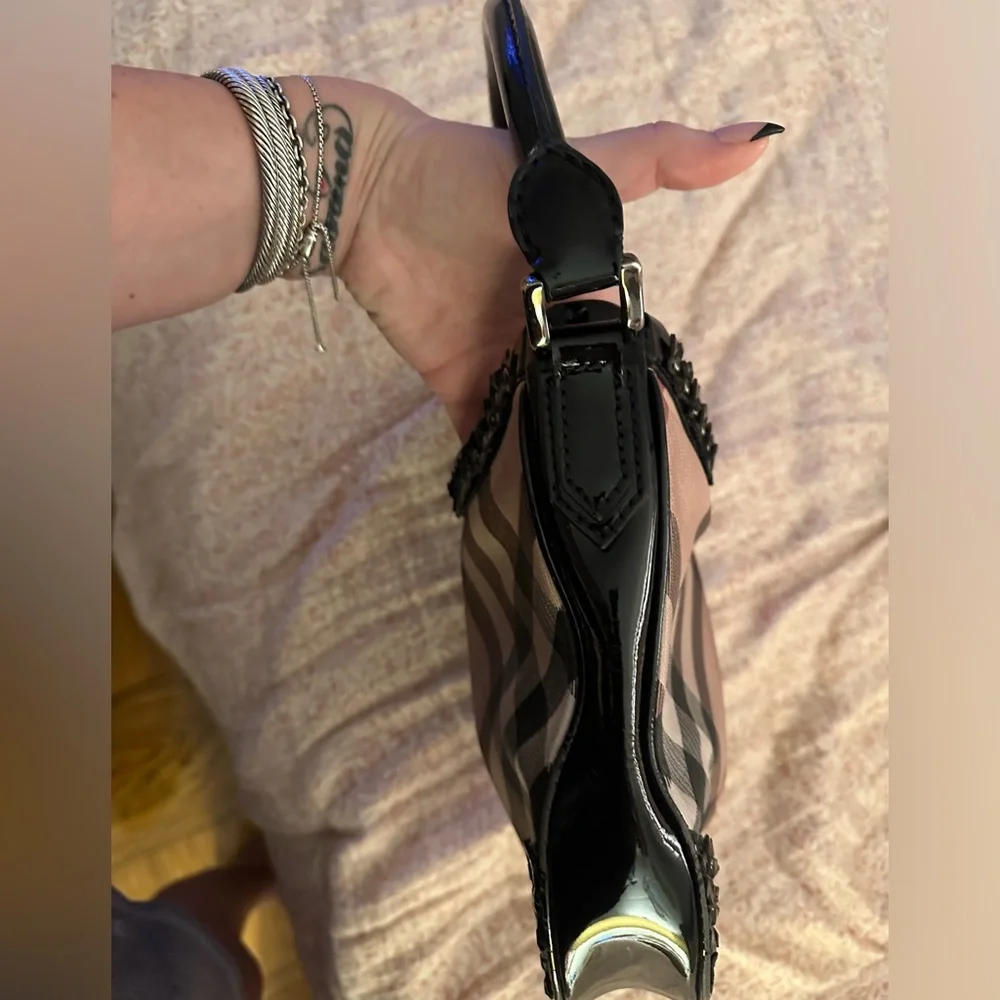 Burberry nova bag with stars - Picture 7 of 9